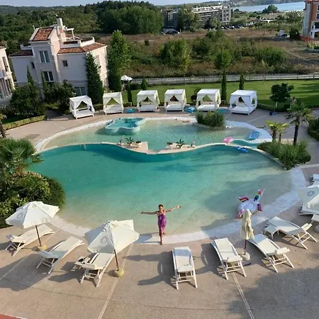 Villa Olympia