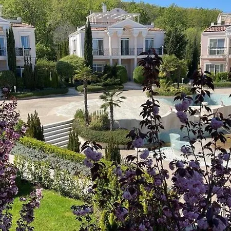 Vila Olympia *