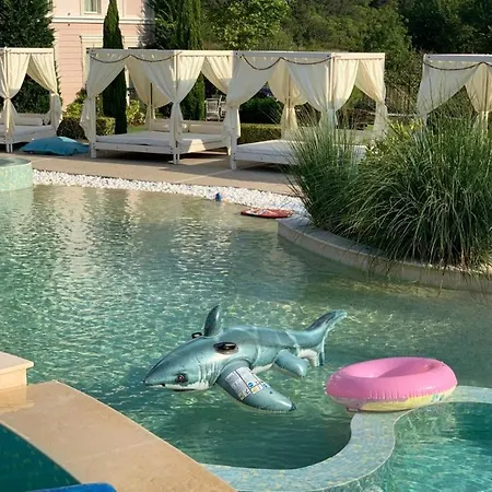 Vila Olympia *